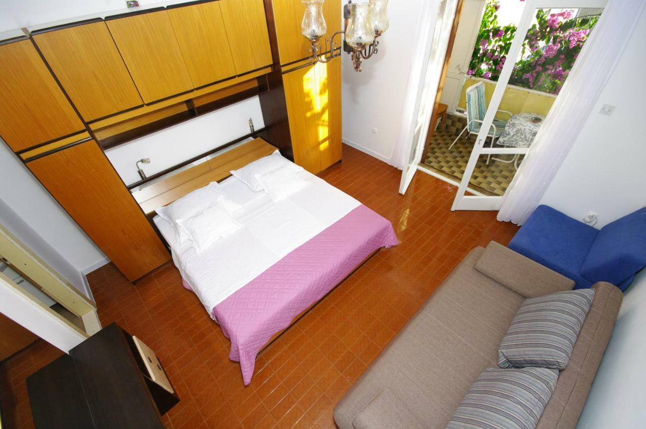 Ivka Guest house 3*